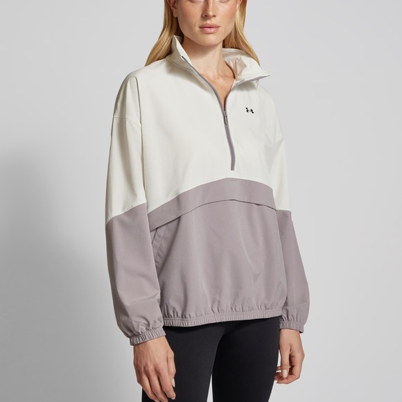 Under Armour Women’s Sport Anorak Windbreaker, Oversized. Women’s XS - Picture 7 of 9